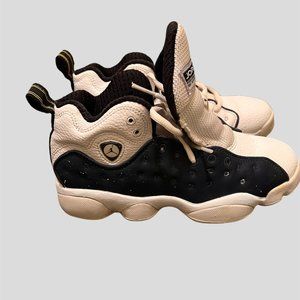 jordan size 4Y blue and white sneakers